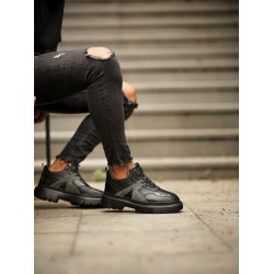 476 BLACK AND GREY SUEDE